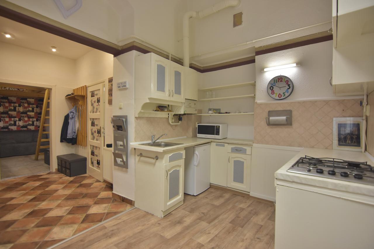 Historic Feelings By Gozsdu Entrance Apartman