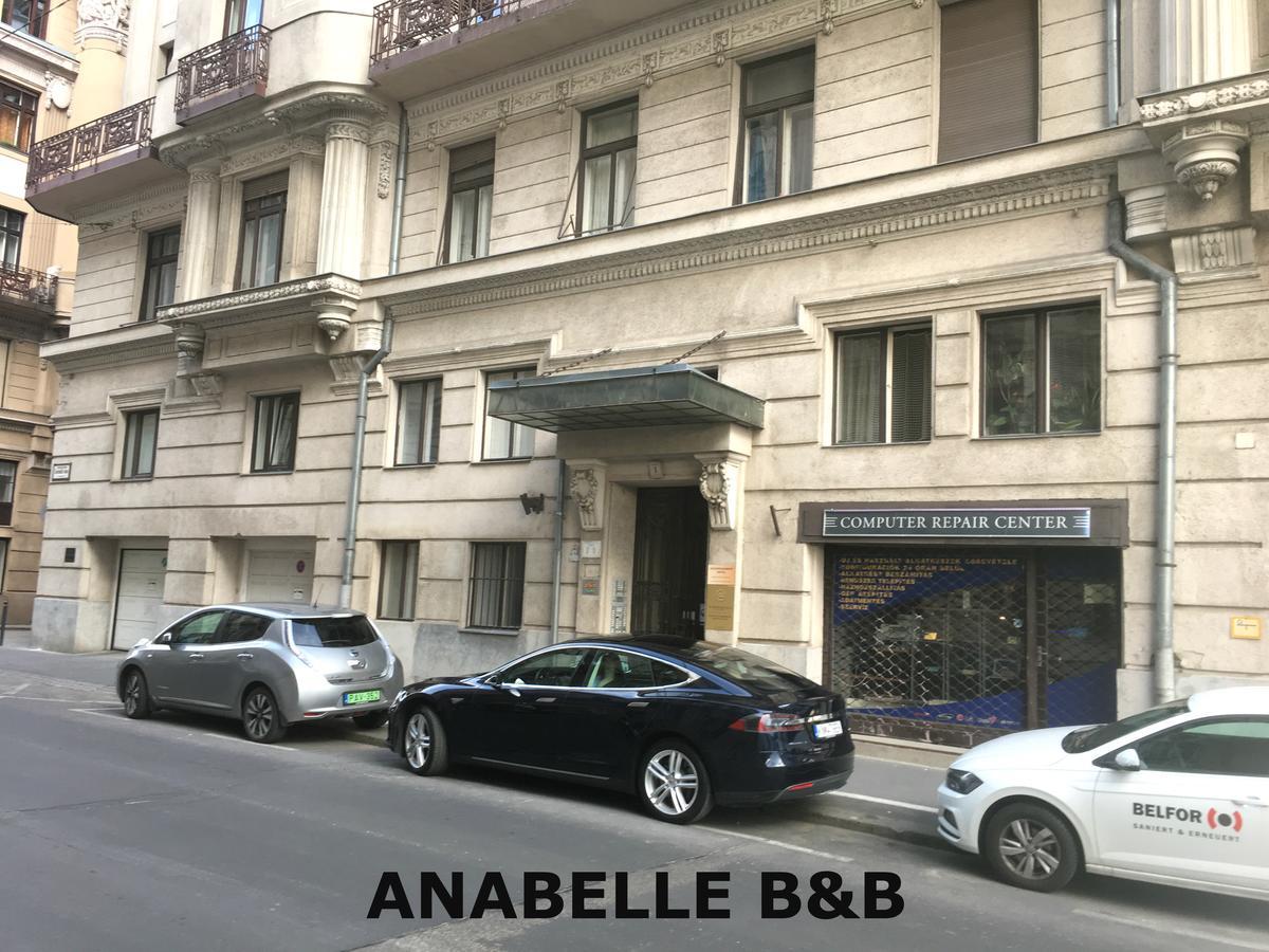 Anabelle Bed And 4*