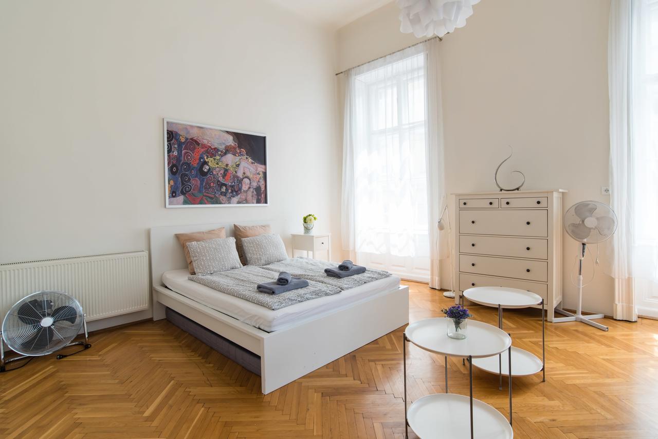 Broadway Budapest