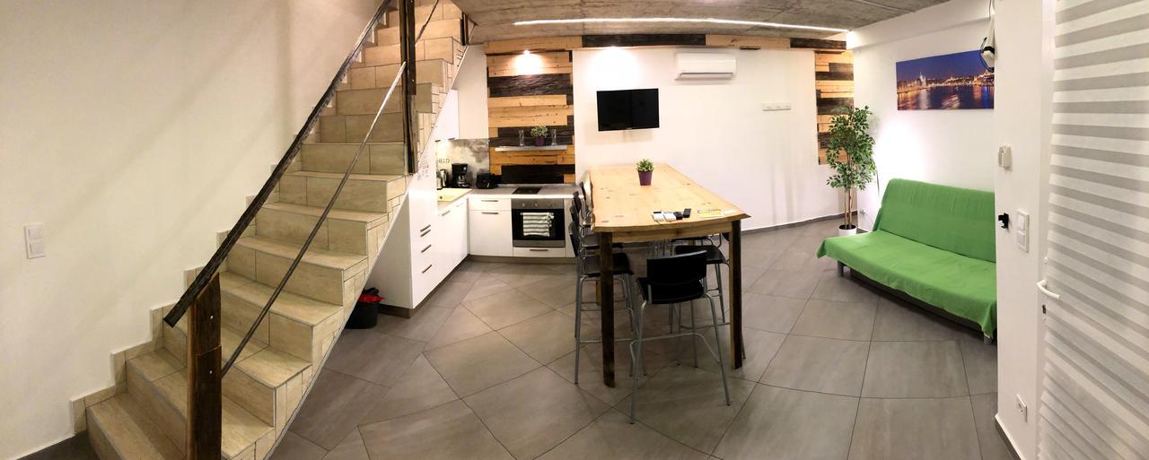 Upartments *