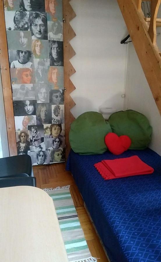 Beatles Apartman Budapest