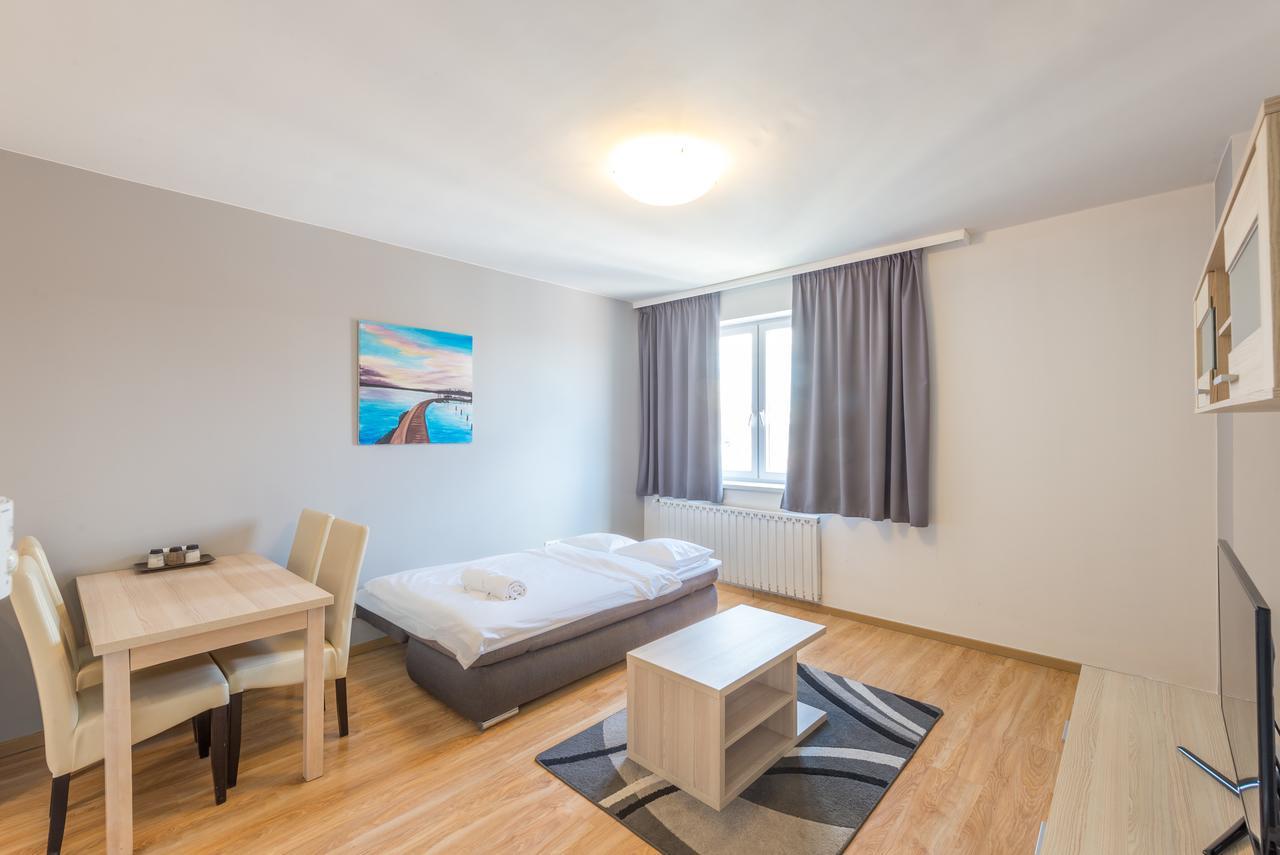 Apartahotel Corvin Plaza Apartamentos&suites Budapest