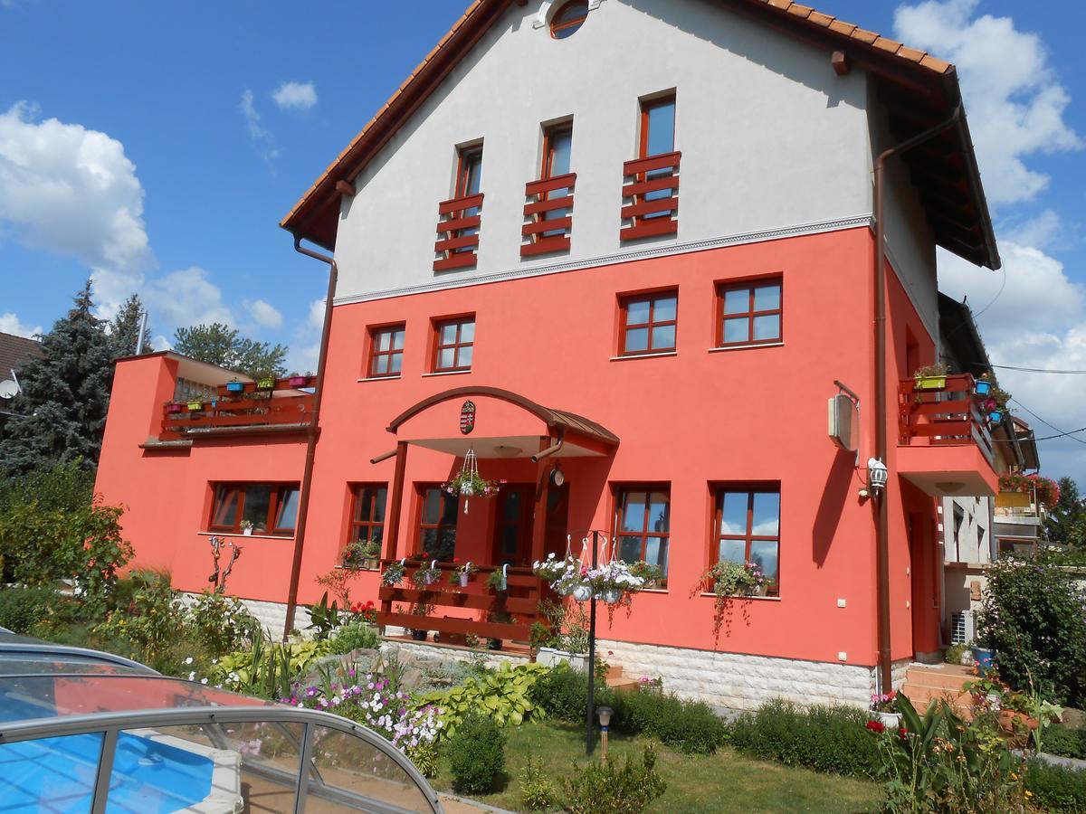 Aranyeso Vendeghaz Csorbai Pensionat