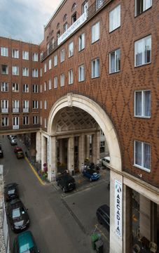 Arcadia Hotell 4*