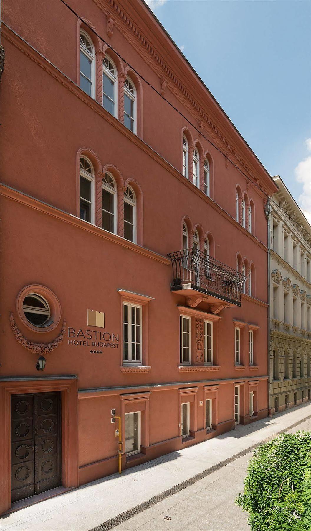 Bastion Hotel