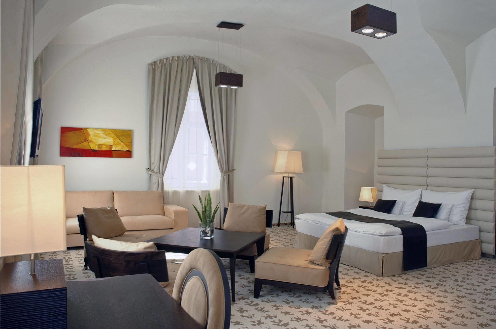Buda Castle 4*