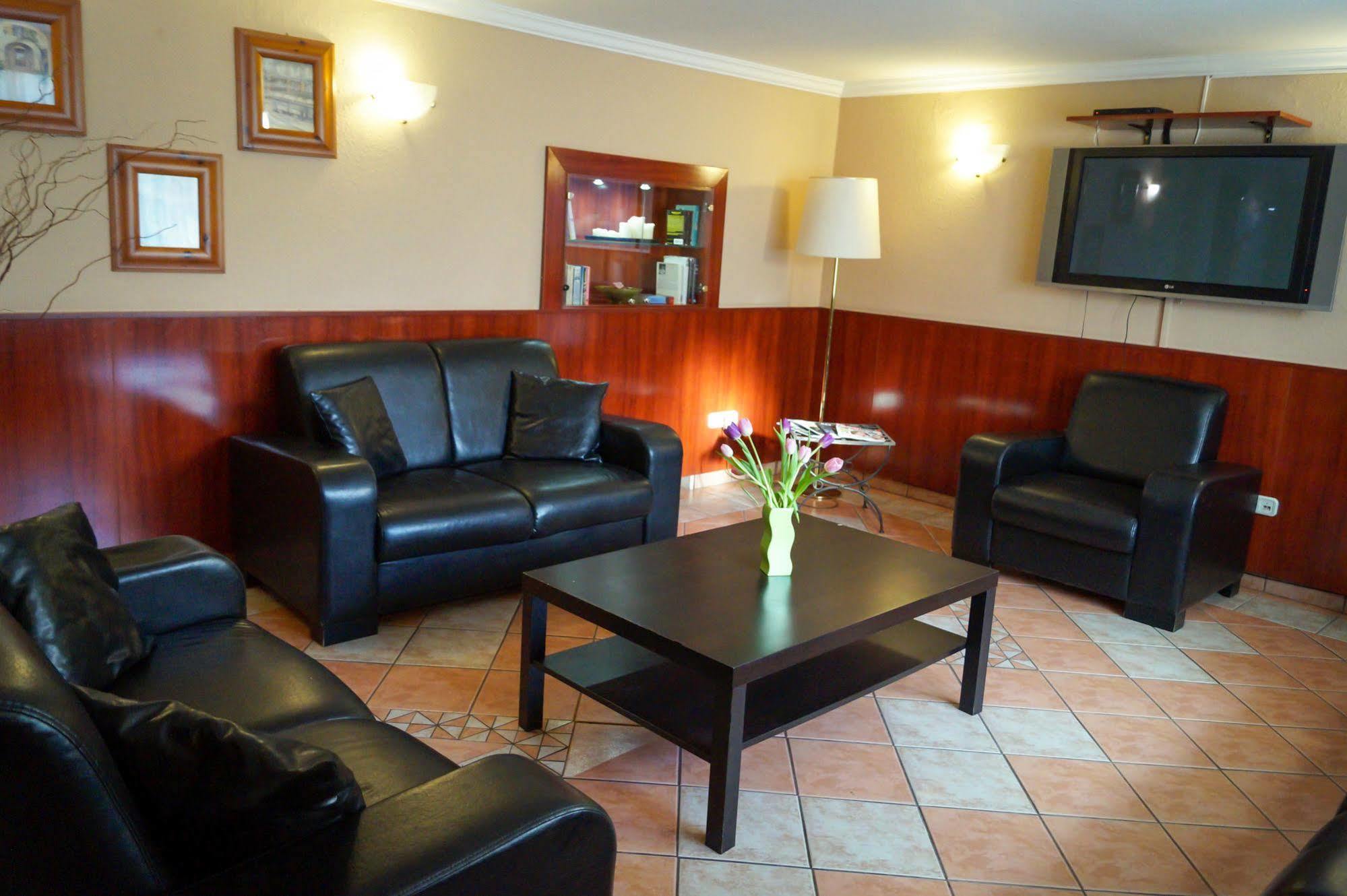 Bed & Breakfast Korona Panzio 3*
