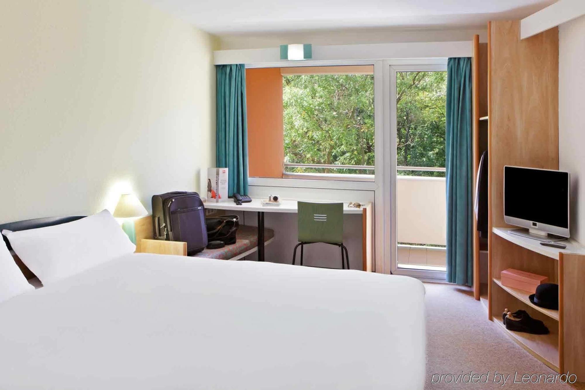 Ibis Citysouth Hotel