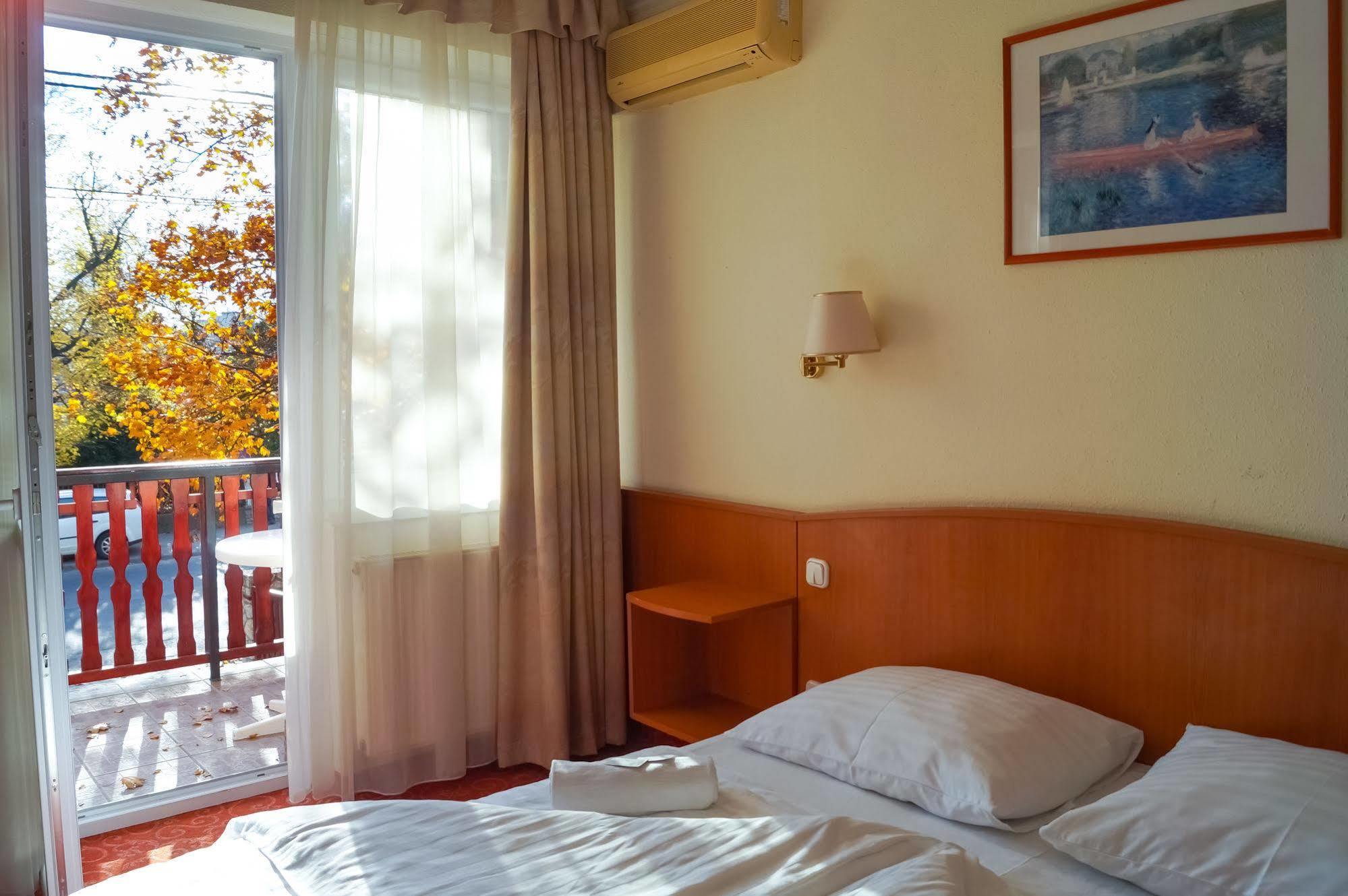 Bed & Breakfast Korona Panzio Budapešť