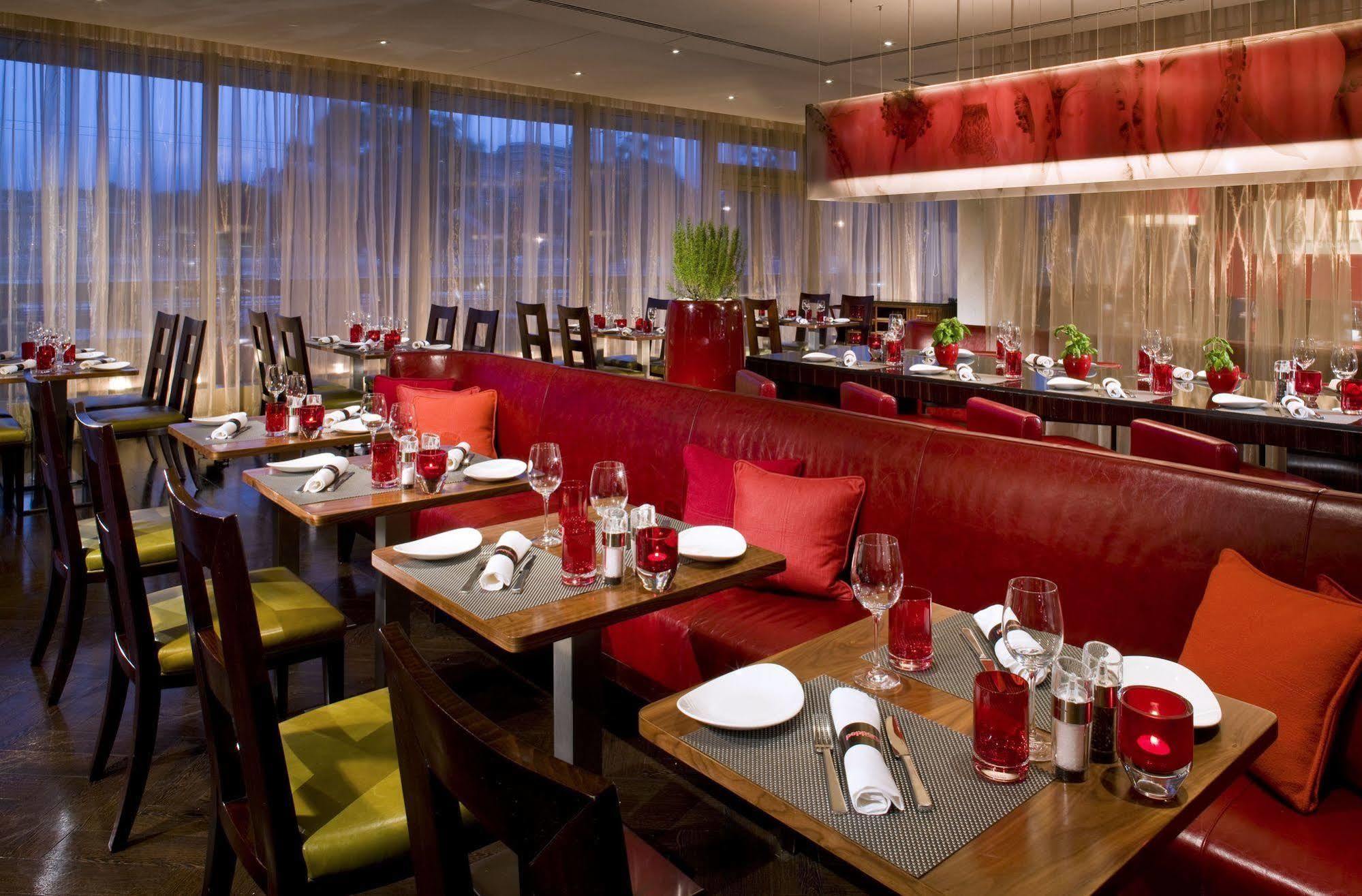 Millennium Court, - Marriott Executive 4*
