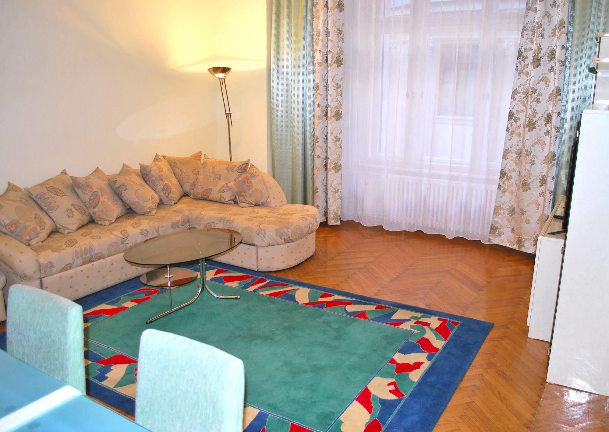 Bed and breakfast Anabelle Bed And 4*