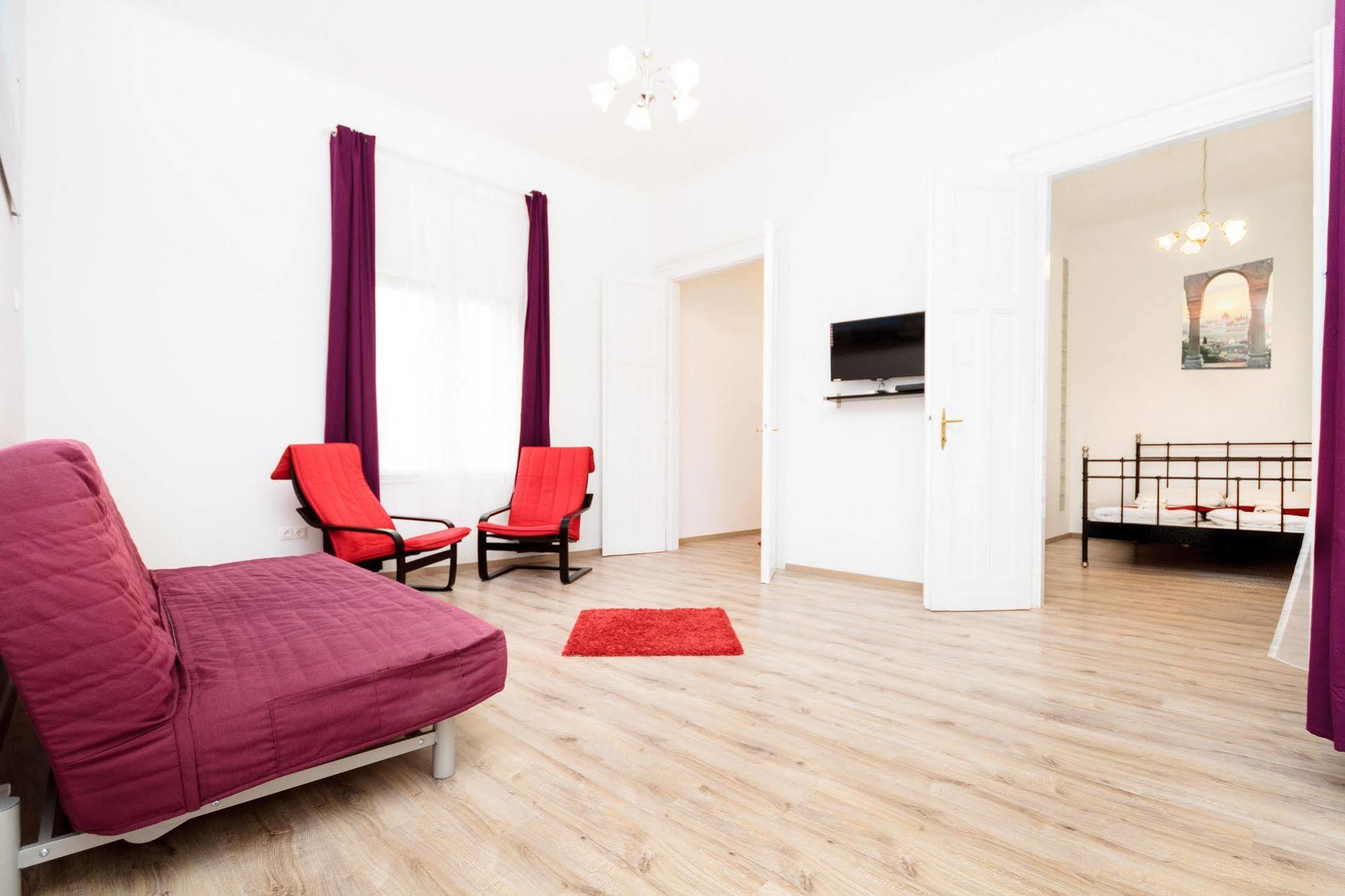 Like - Center - Style Appartamento