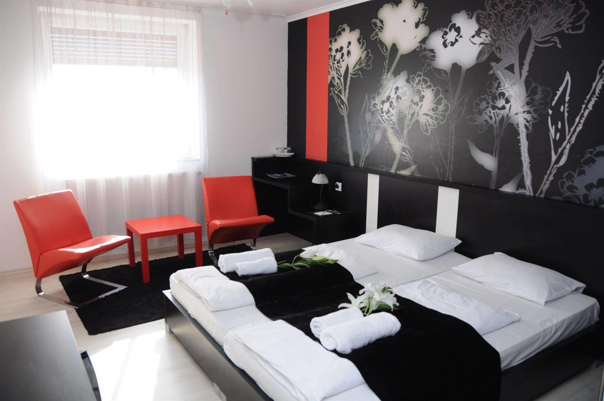 Green Hotel Budapest