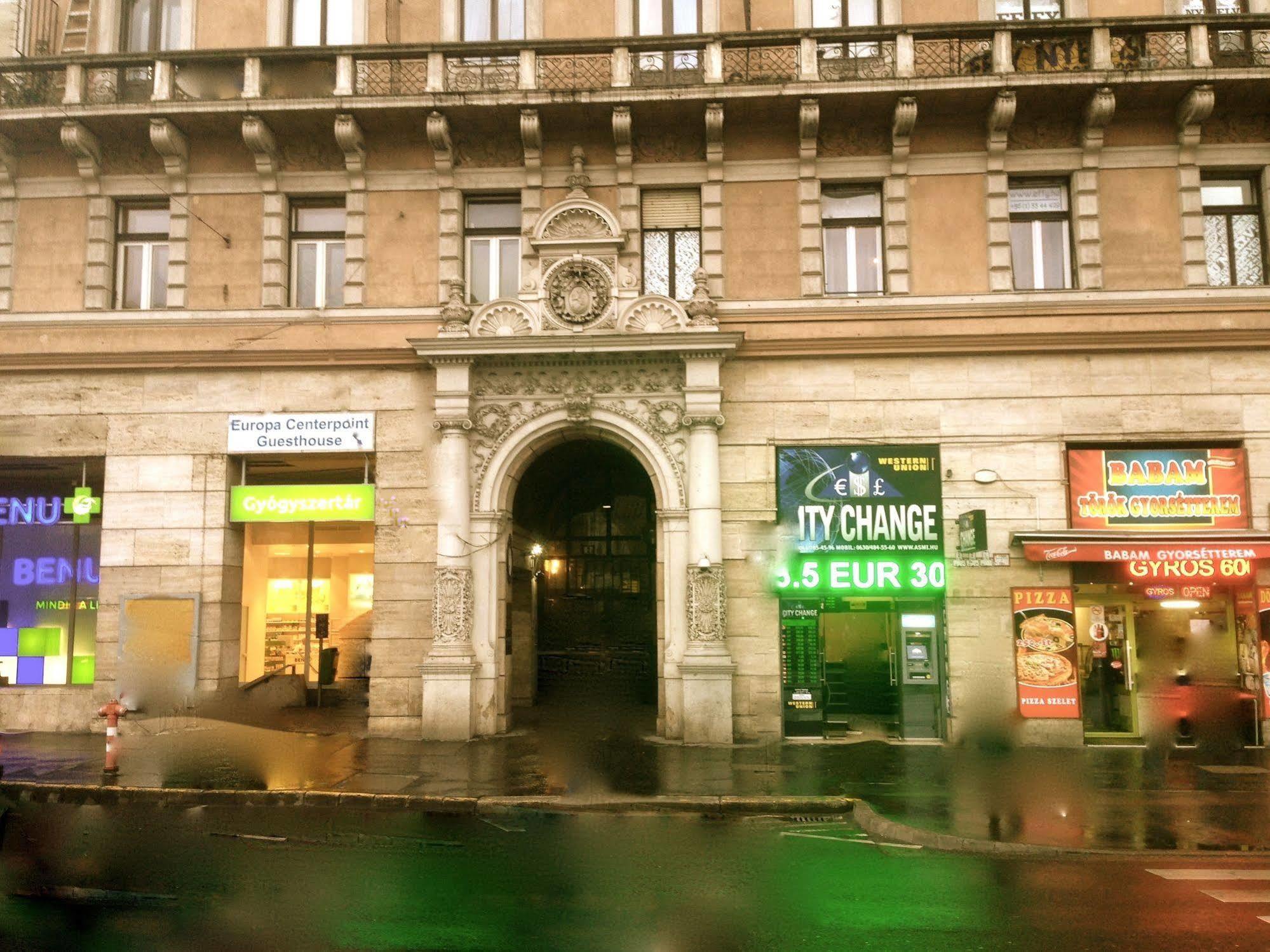 Europa Centerpoint * Budapest