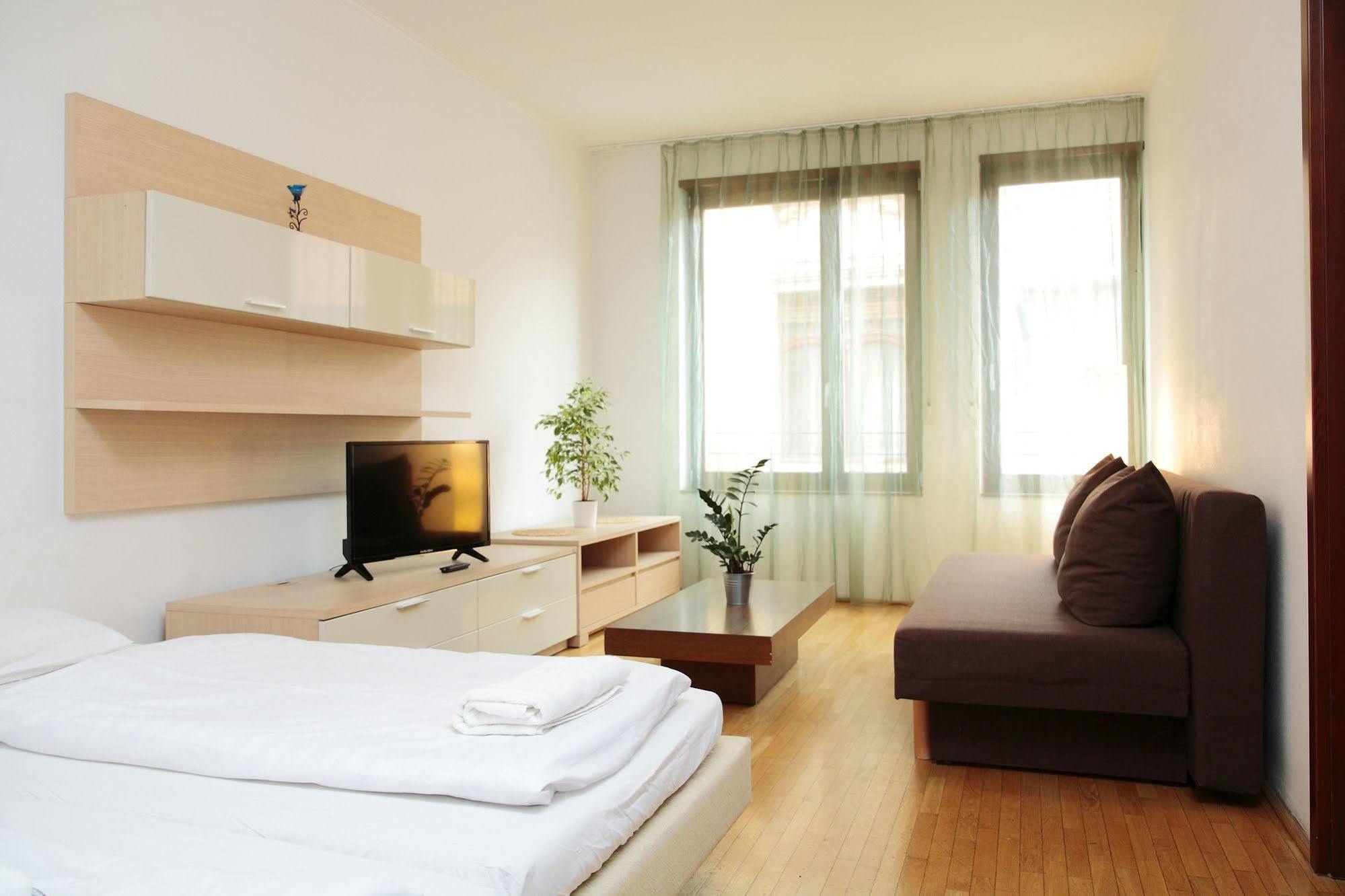 Maverick Soho Hostel