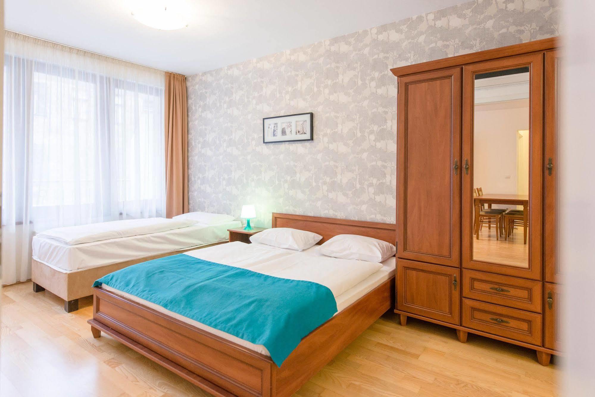 Mango Aparthotel 3*