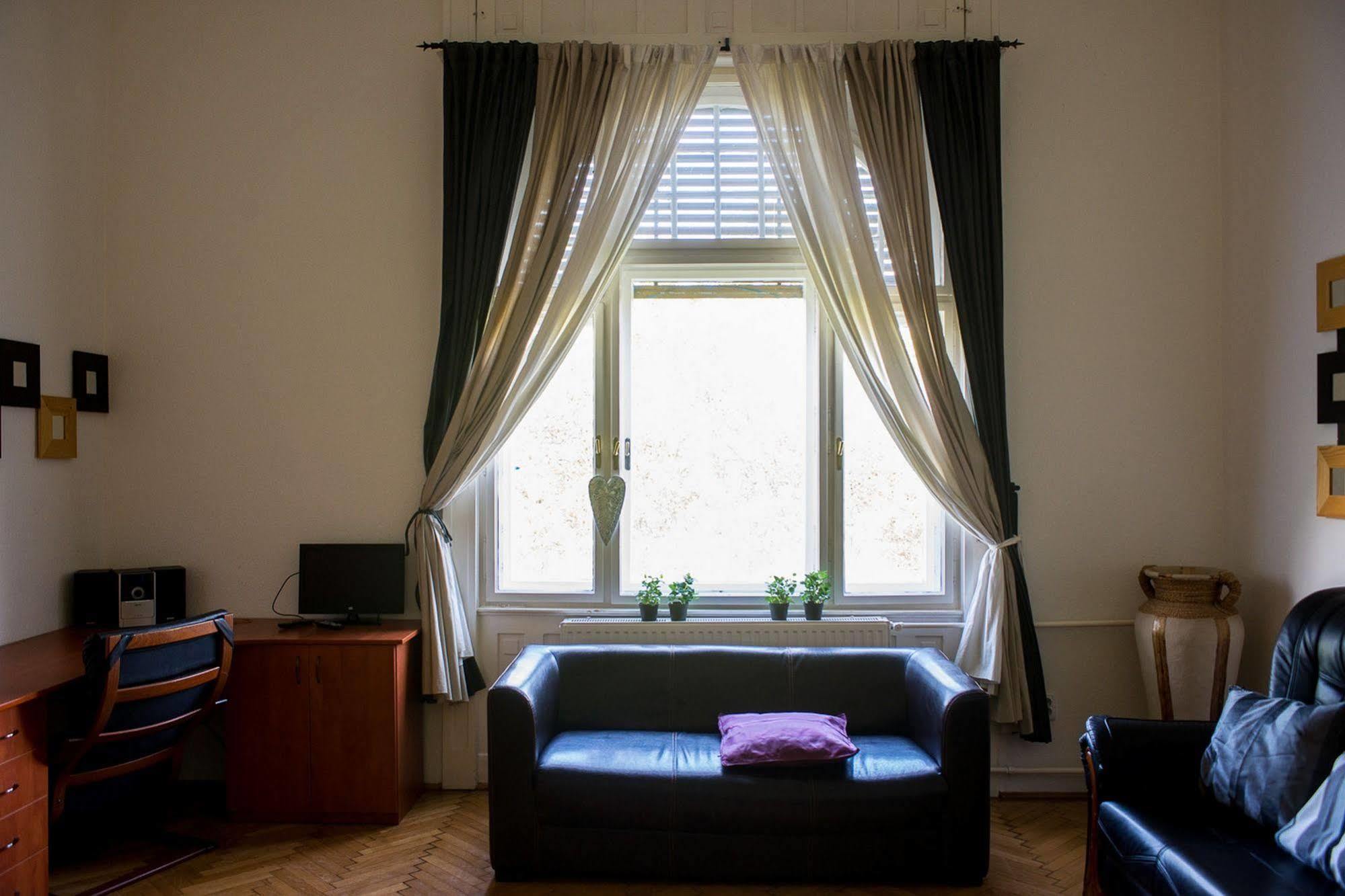 Karma Boutique Aparthotel 3*