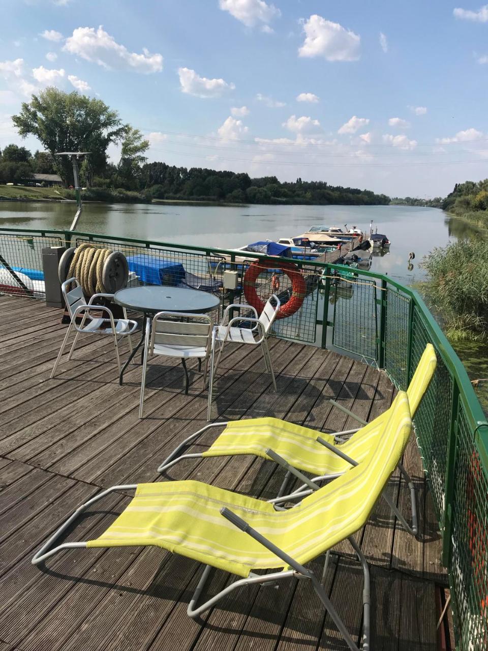Kalozhajo * Budapest