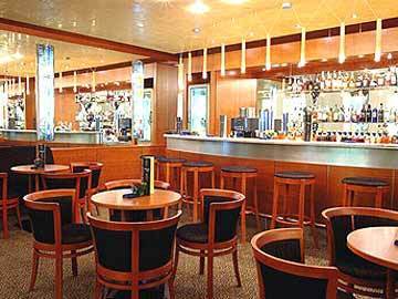 Moevenpick Centre 4*