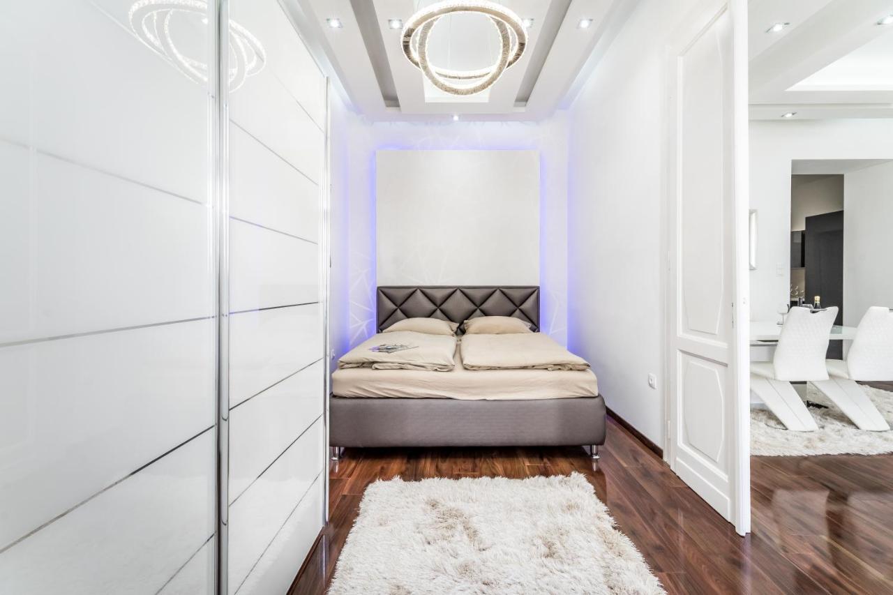 Amora Homes Breathless View Parliament 2 Luxury With Terrace Free Parking Reservation Needed *
