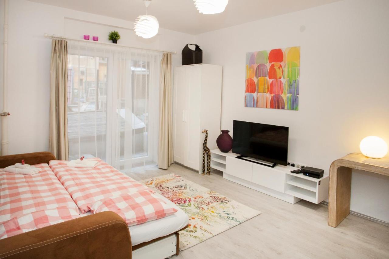 Hanna Studio Is In The Heart Of Pest Broadway Appartamento *