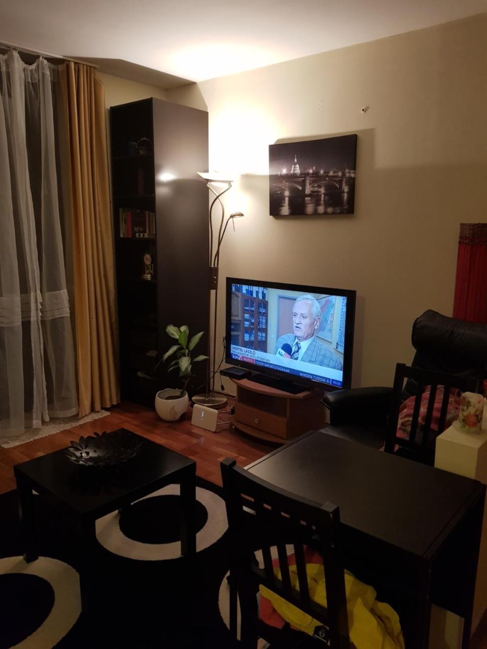 Riverside Apartman Appartamento