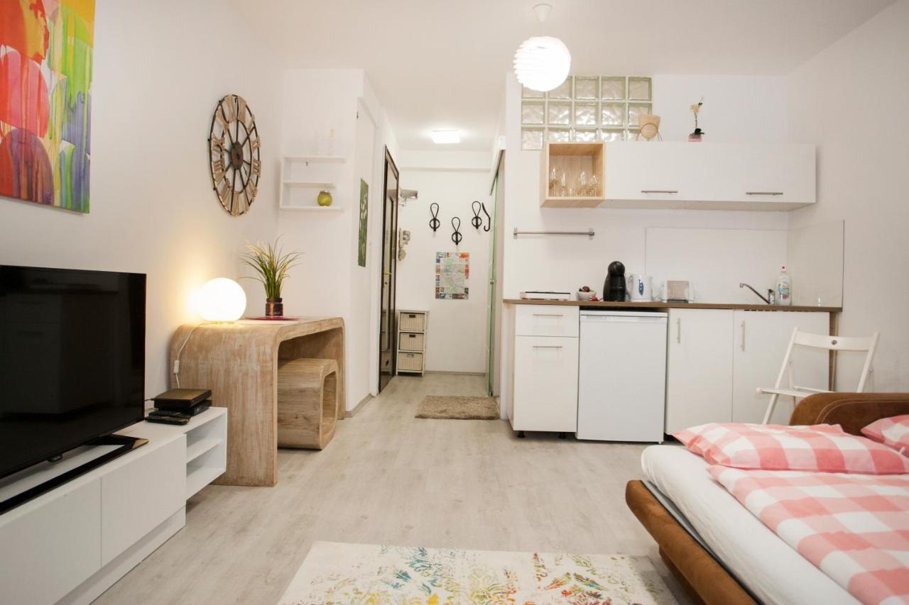 Hanna Studio Is In The Heart Of Pest Broadway Budapest