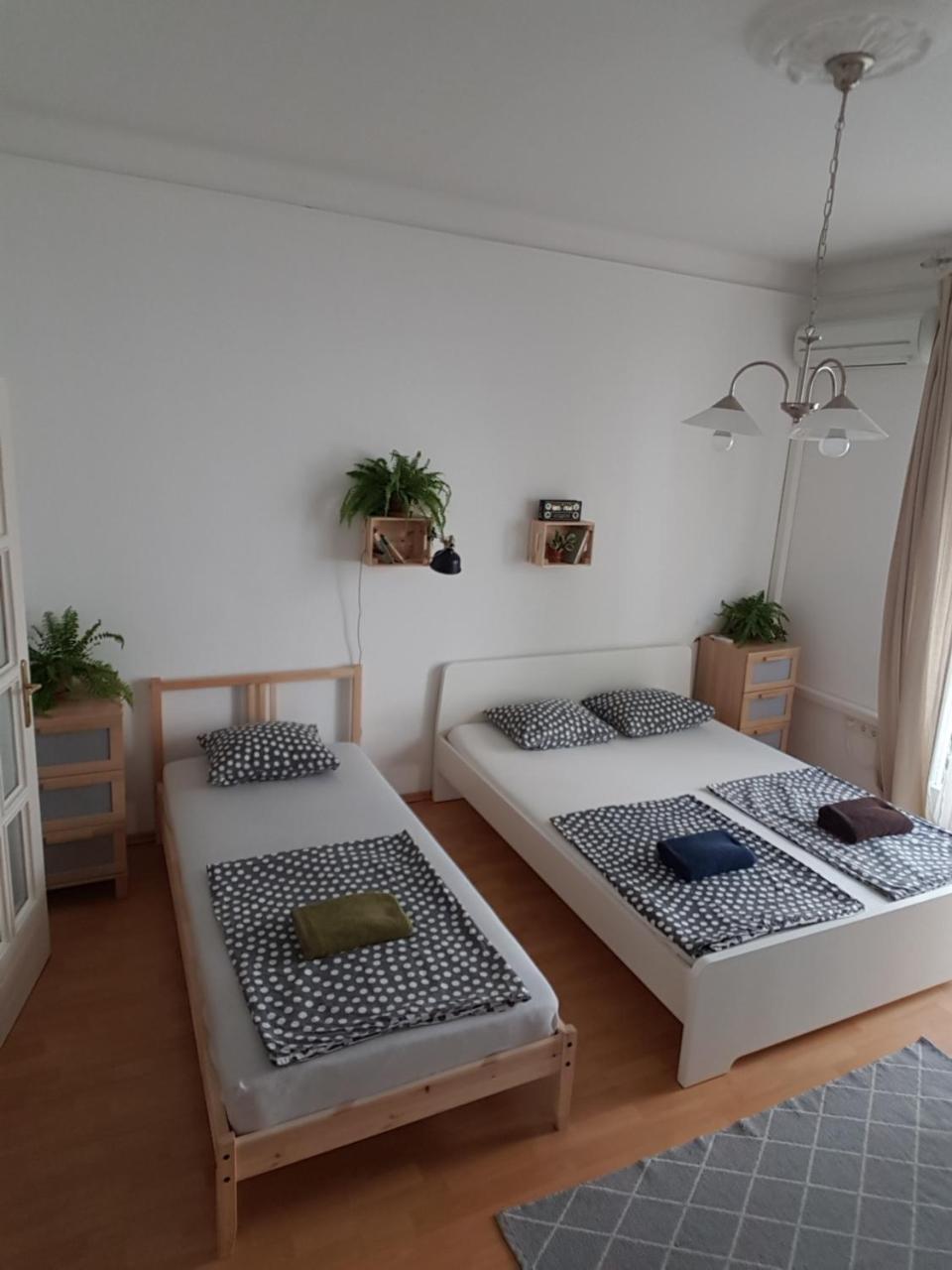 Apartment Karoly13 *