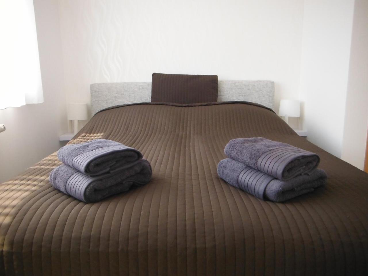 Csongor Apartament *