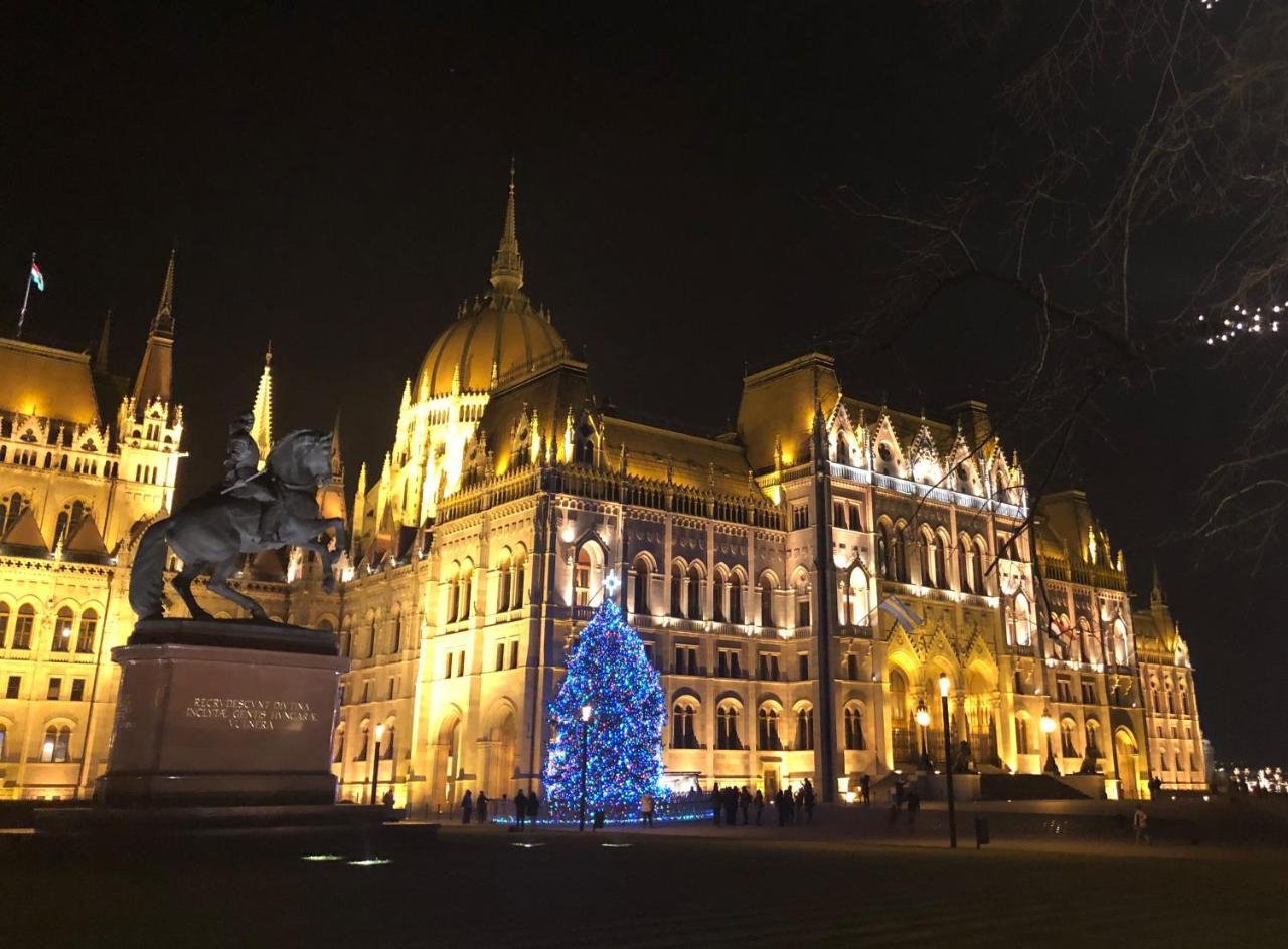 Anabelle Bed And 4* Budapest