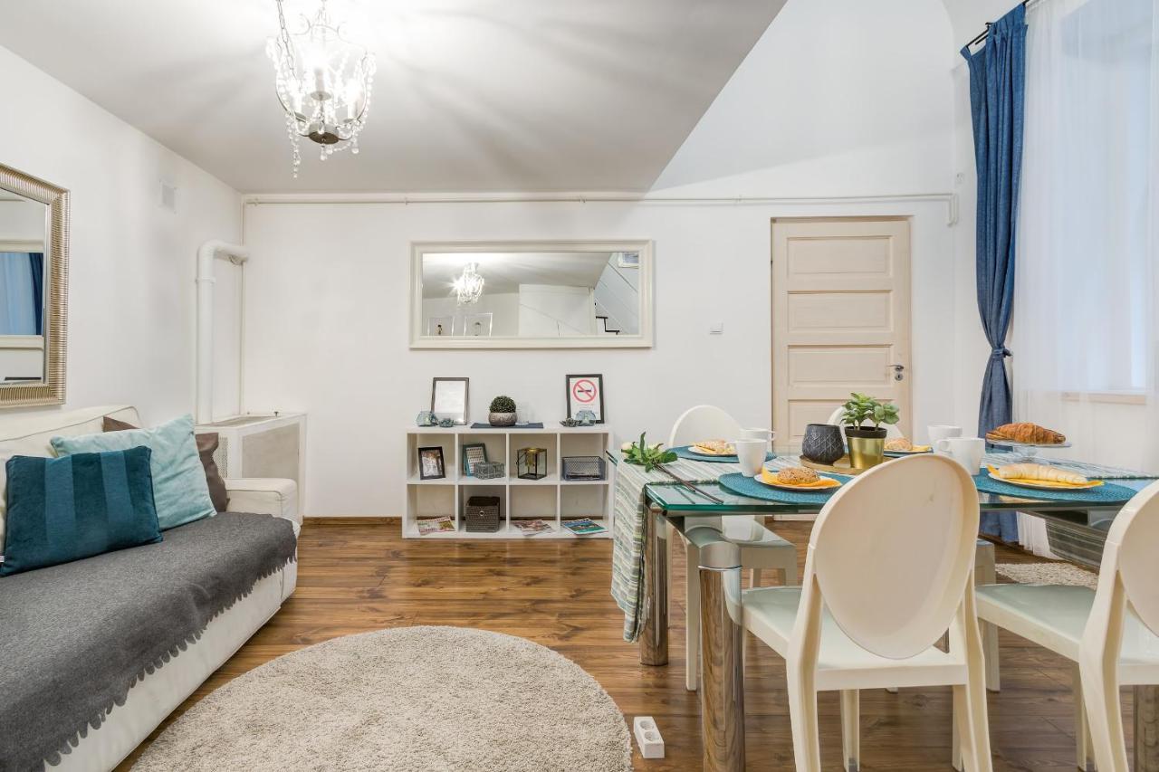 Beautiful At Basilica Apartment *
