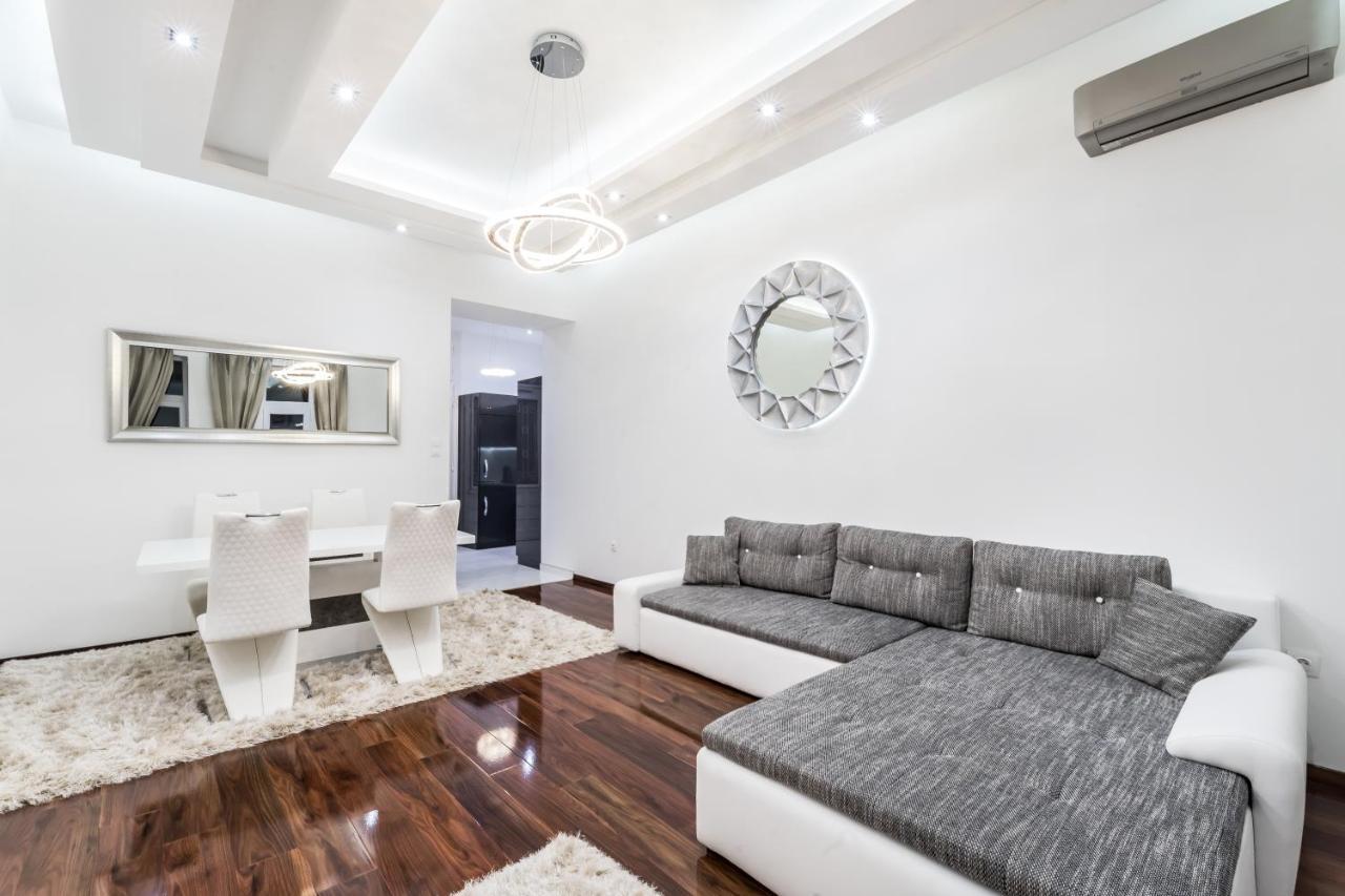 Amora Homes Breathless View Parliament 2 Luxury With Terrace Free Parking Reservation Needed *