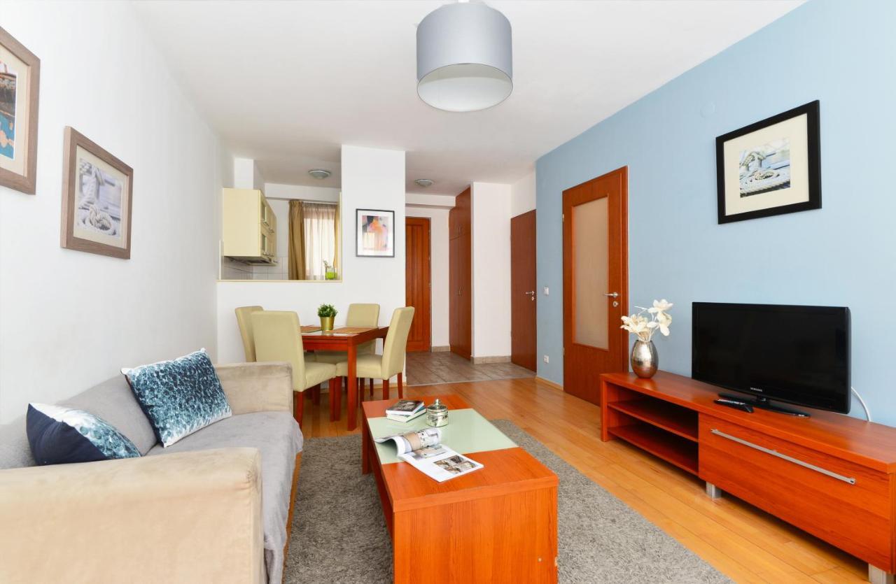 Lord Aparthotel 3*