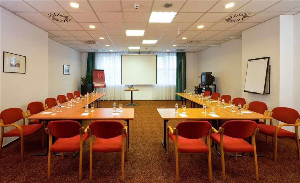 Ibis Styles Hotel 3*