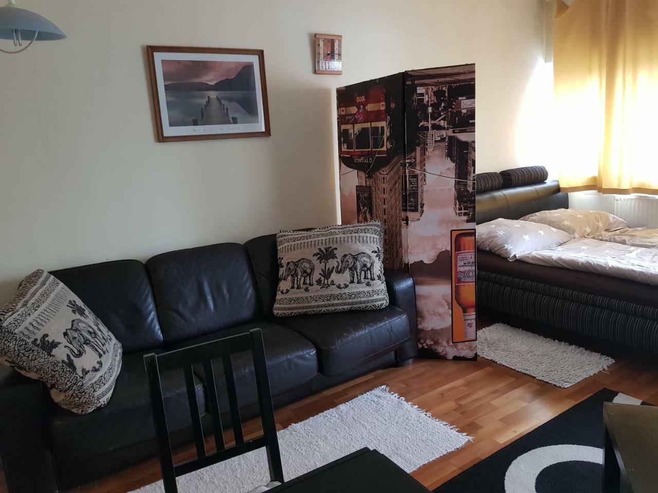 Riverside Apartman *