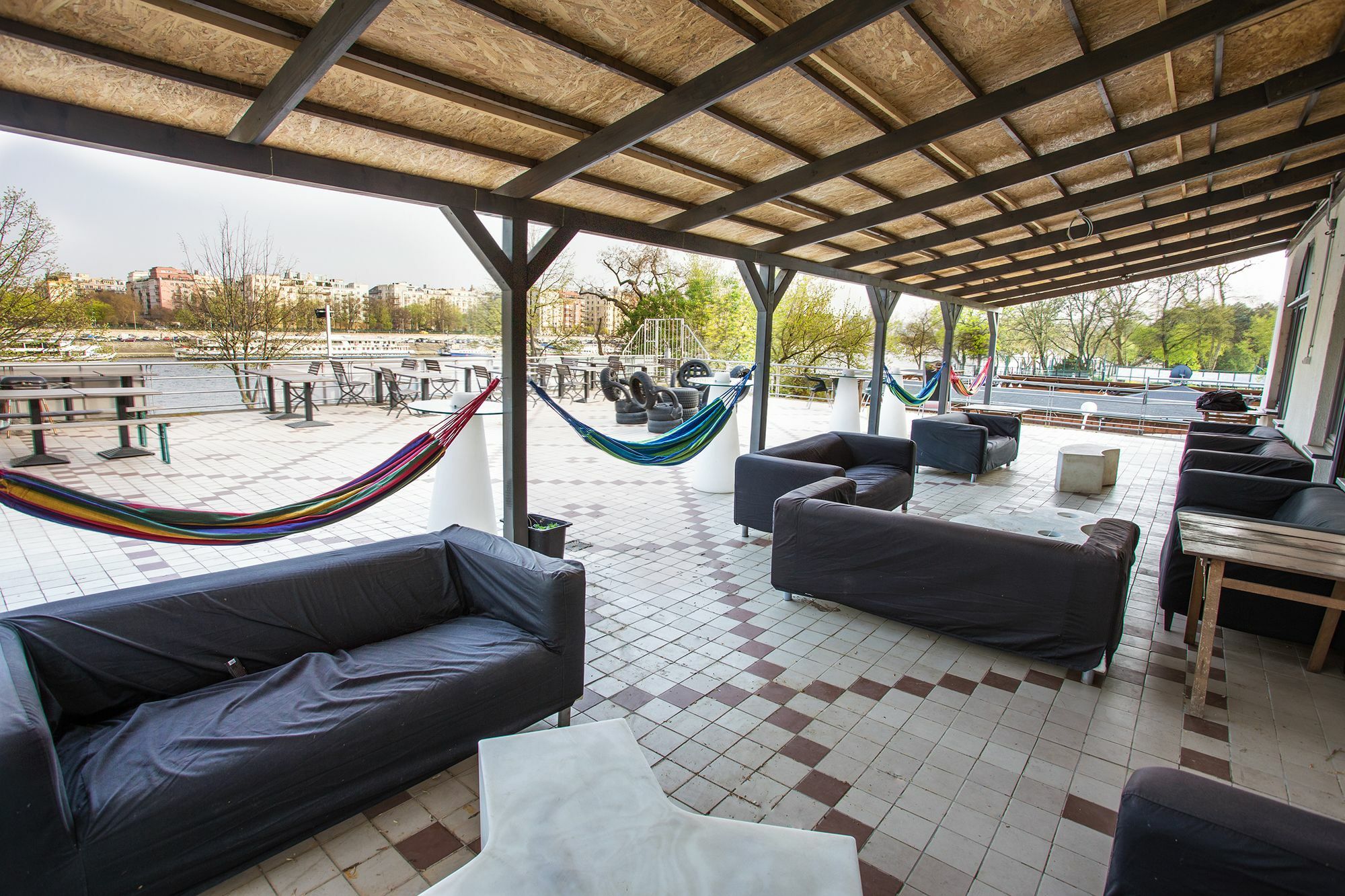 Hostel Island (adults Only)
