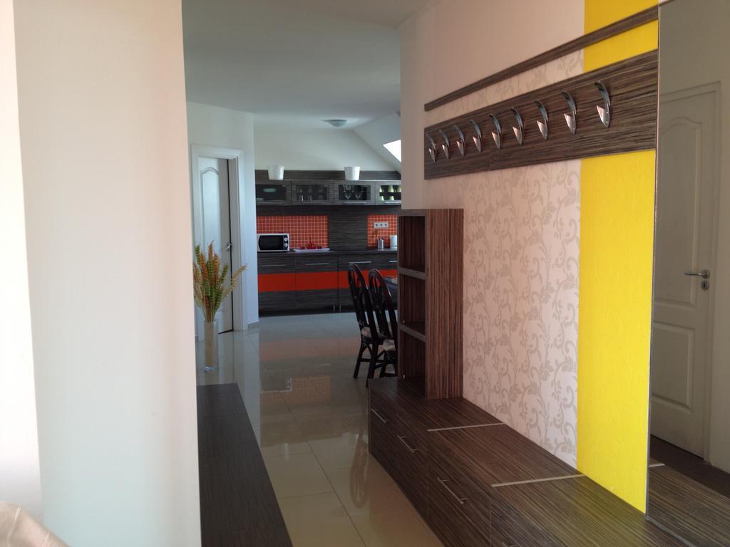 Apartamento Szentmihályi 22 Apartman *