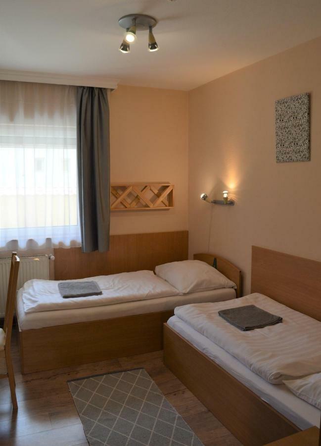 Bed and breakfast Alfréd Panzió 3*