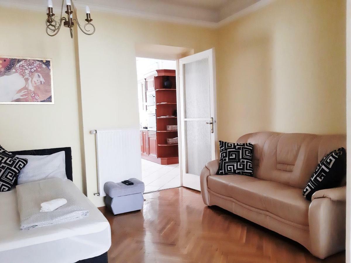 Appartement Gold Rose With 3 Boedapest