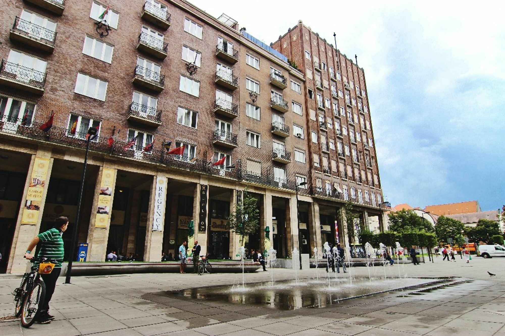 Wow Hostel