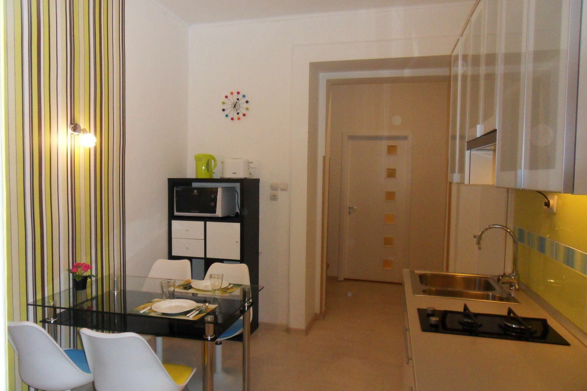 Apartment 4u *