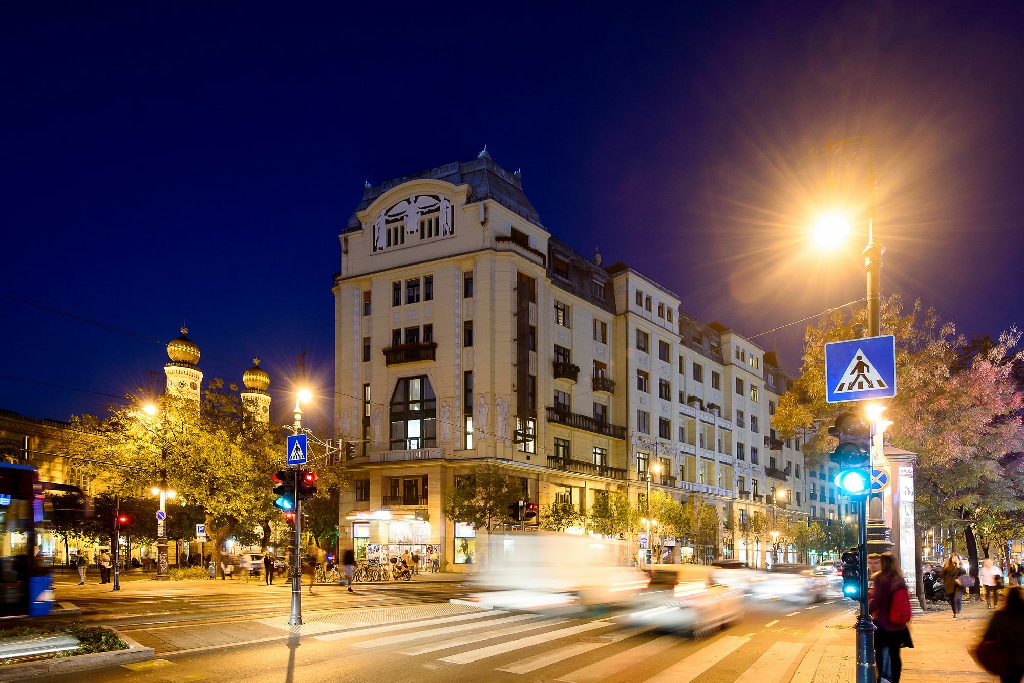 Apartment Karoly Corner Residences *