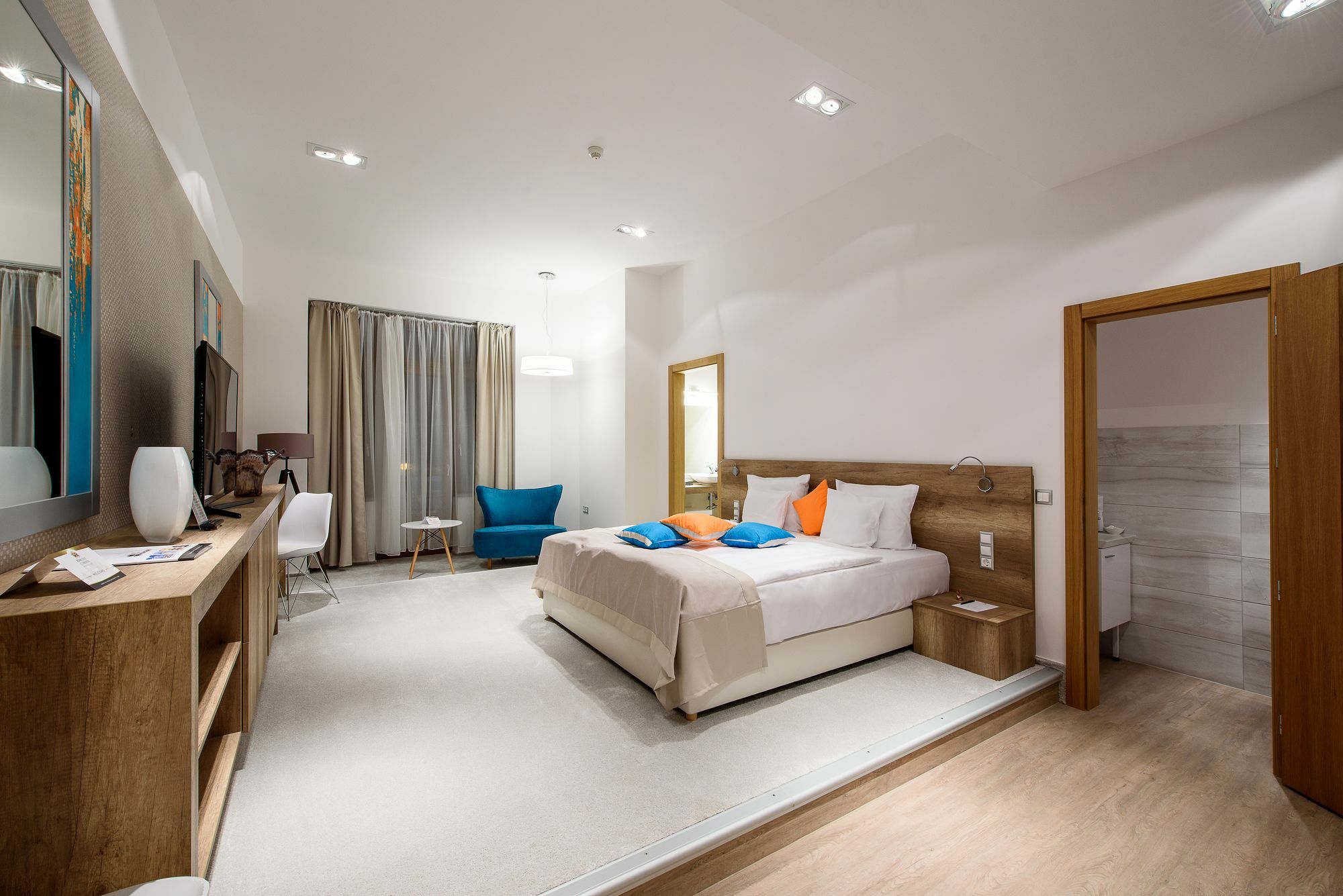Apartment Karoly Corner Residences *