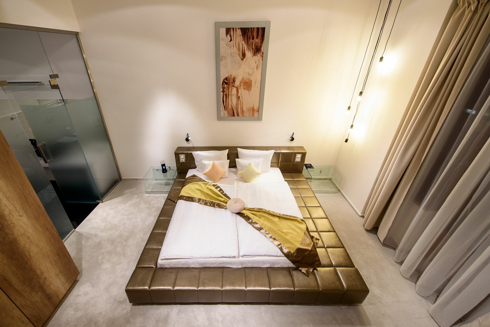Apartment Karoly Corner Residences