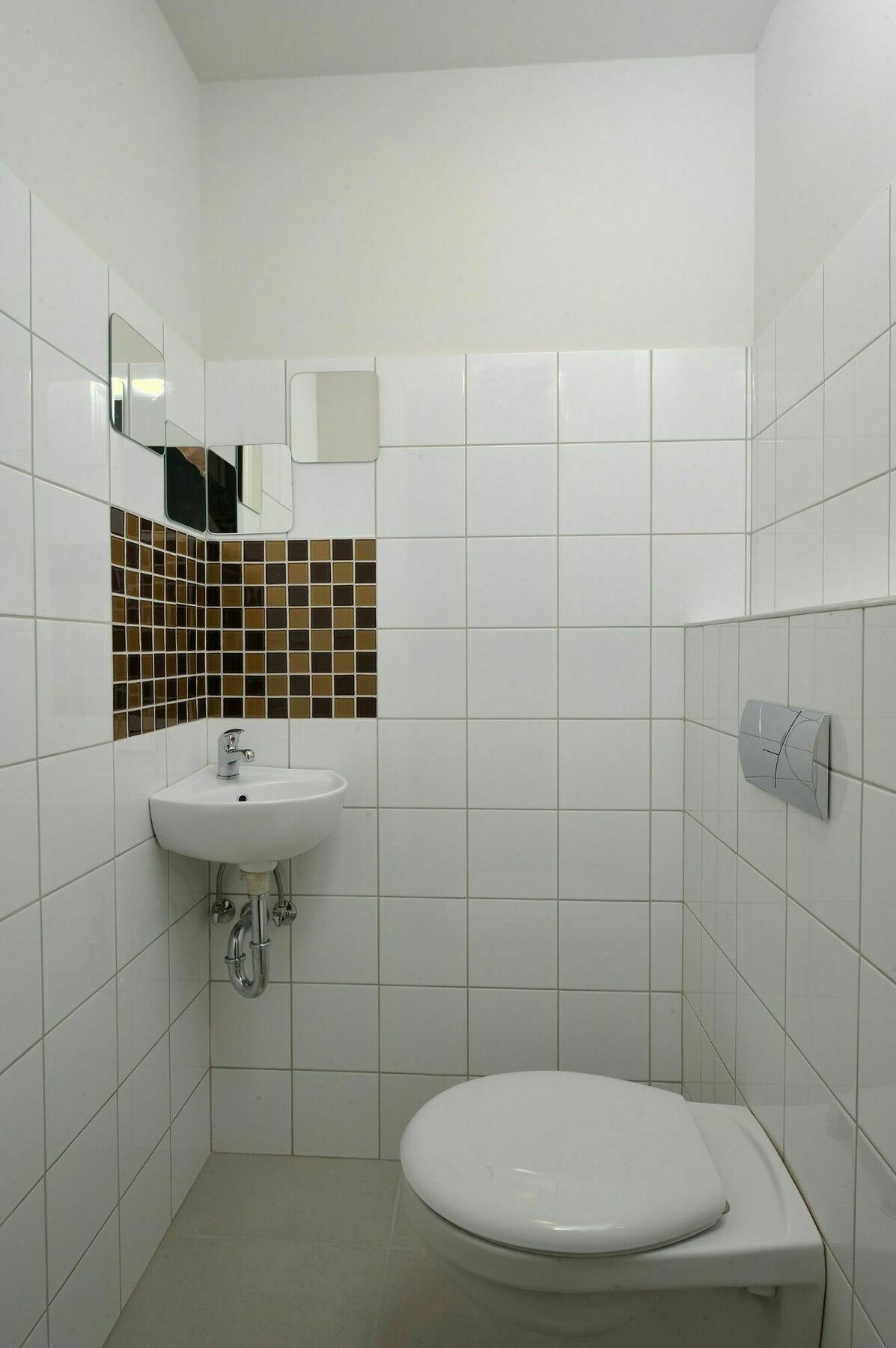 District Seven Spacious *