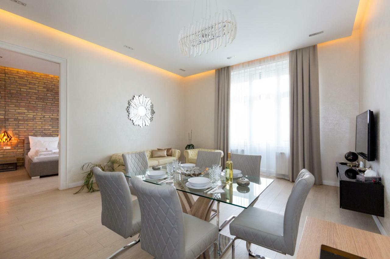 Grand Designer Dream In The Center W 3br/3bath Appartement Boedapest