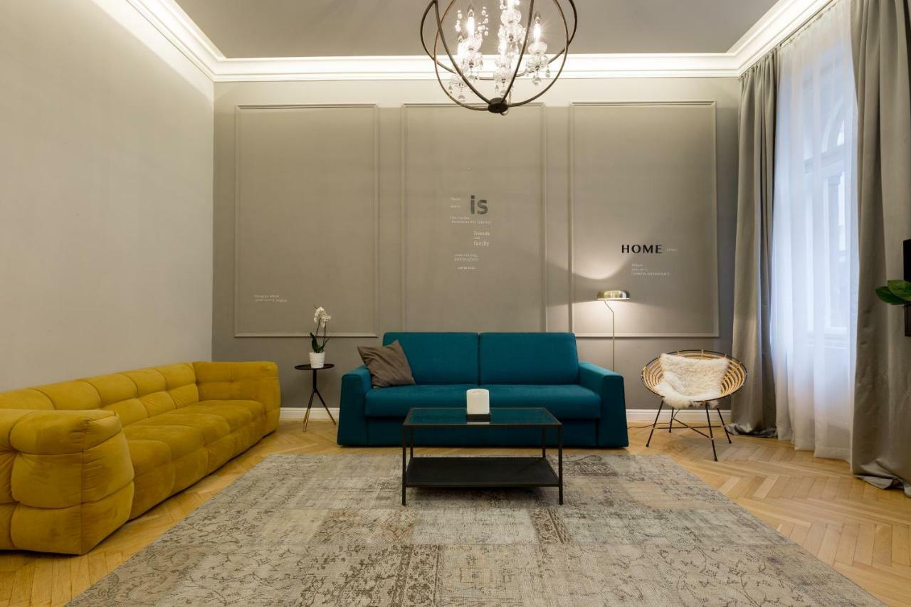Luxury Twin 1-bedroom In Kazinczy Street Budapest