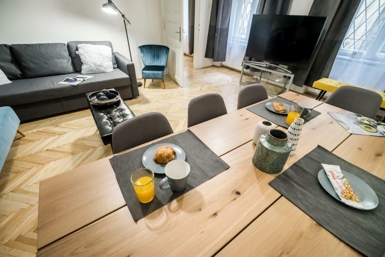 Bpr Colorlib Art Apartamento