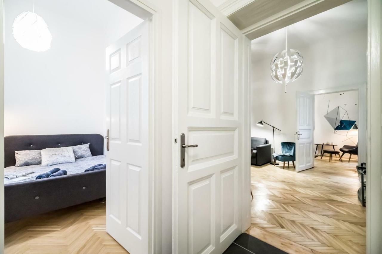 Apartamento Bpr Colorlib Art