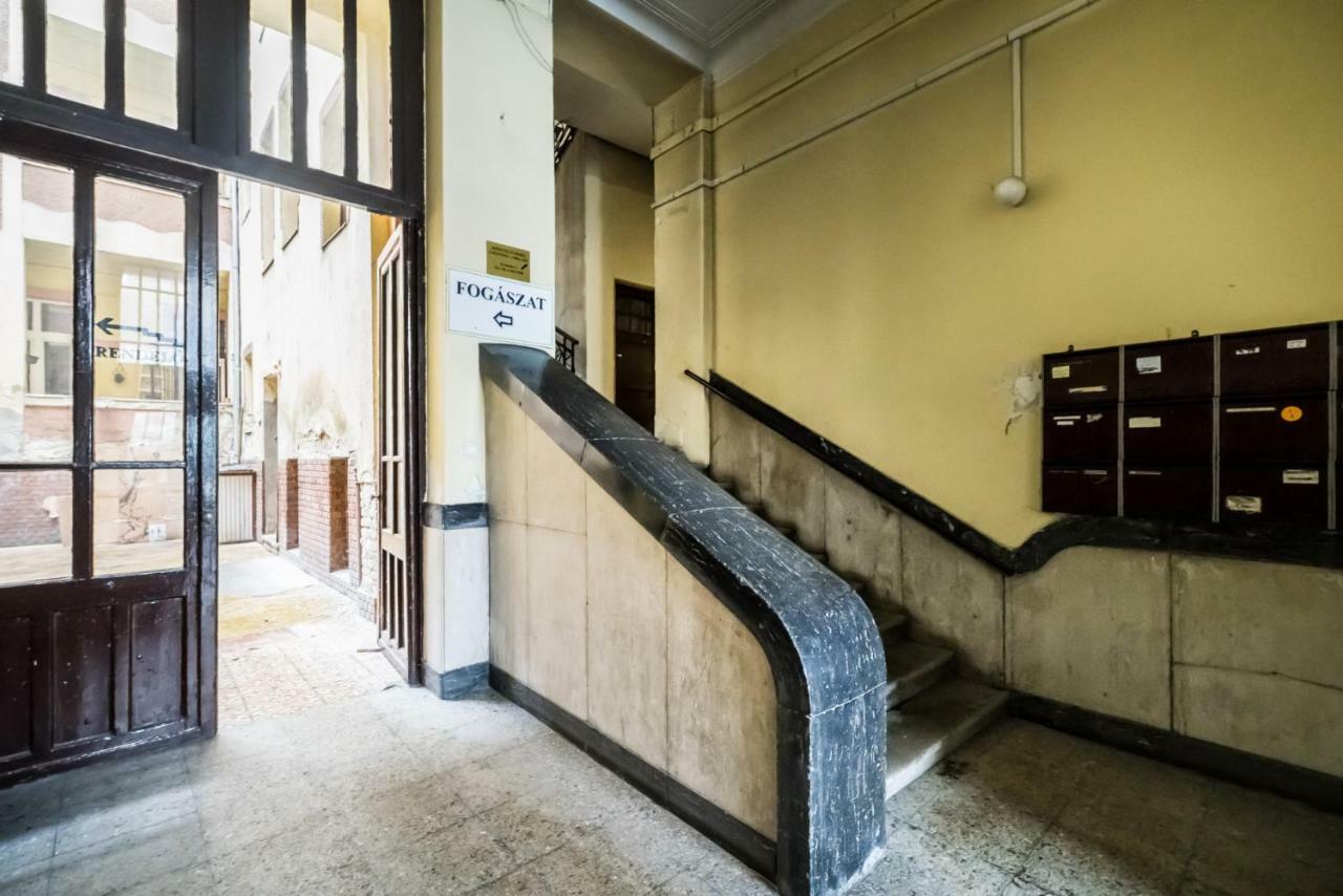 Dombovari Way Apartman
